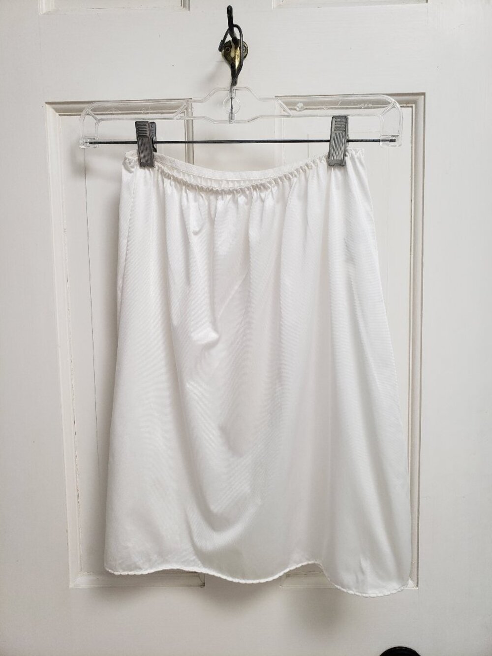 Vanity Fair Half Slip Skirt Size M White Nylon Elastic Waist